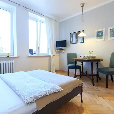 Lägenhet Bednarska Warszawa